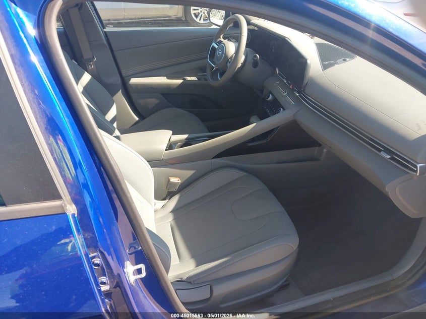 2023 Hyundai Elantra VIN 5NPLS4AG4PH091314 IAAI salvage auction — FRONT END, Salvage (Illinois), sold $4,100 on 2026-07-21 (photo 5)