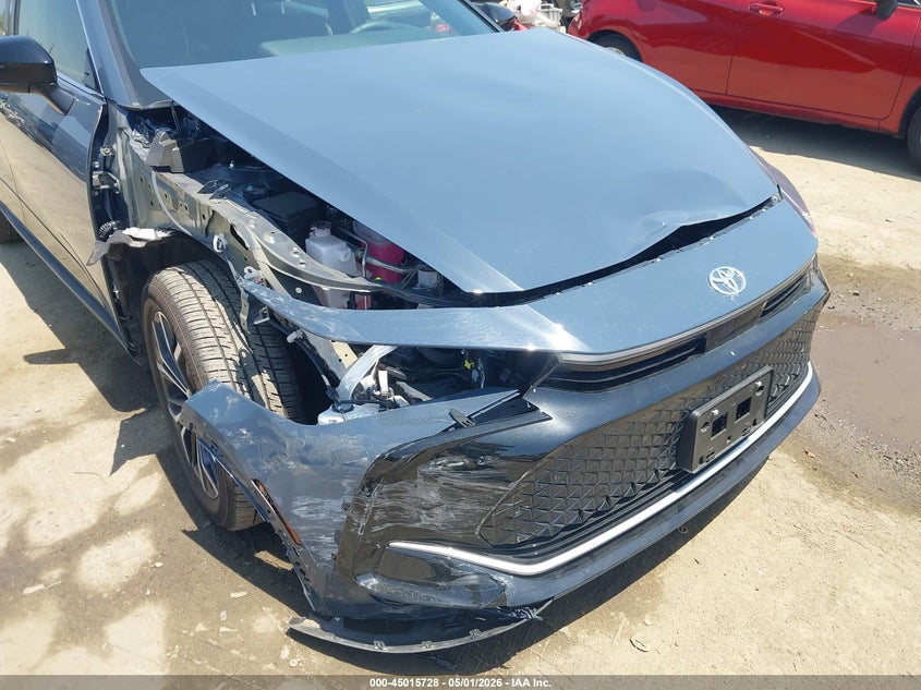2026 Toyota Crown VIN JTDAAAAF9T3044933 IAAI salvage auction — RIGHT FRONT, Wait Title, sold $15,700 on 2026-07-29 (photo 6)