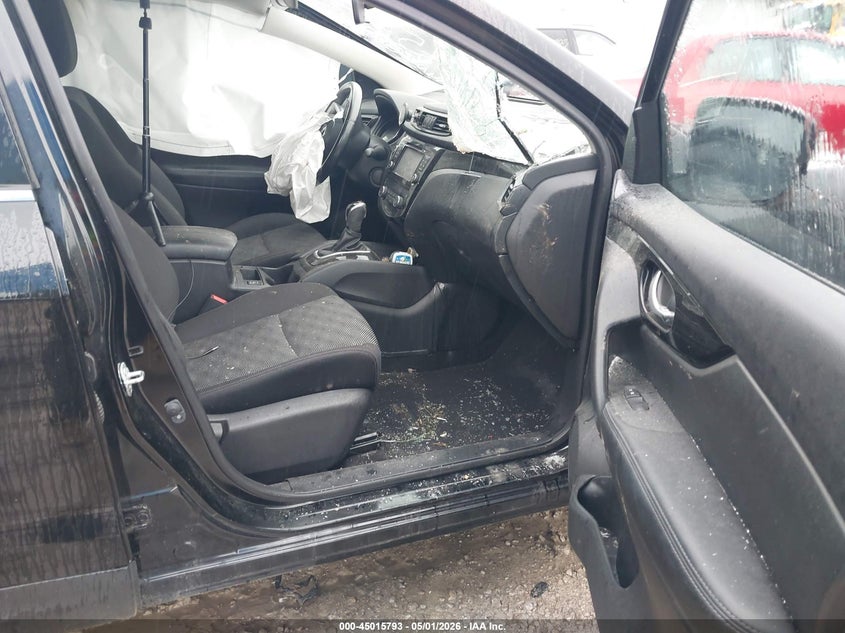 2017 Nissan Rogue VIN JN1BJ1CR4HW128615 IAAI salvage auction — NORMAL WEAR, Original (Ohio), sold $600 on 2026-07-08 (photo 5)