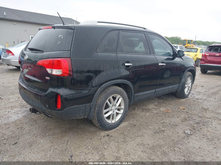 2014 Kia Sorento VIN 5XYKT4A78EG425468 IAAI salvage auction — NORMAL WEAR, Original (Ohio), sold $950 on 2026-07-15 (photo 4)