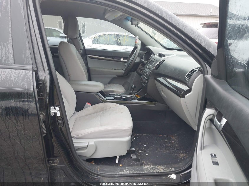 2014 Kia Sorento VIN 5XYKT4A78EG425468 IAAI salvage auction — NORMAL WEAR, Original (Ohio), sold $950 on 2026-07-15 (photo 5)