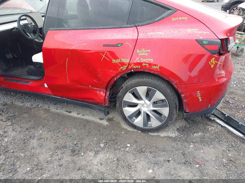 2021 Tesla Model y VIN 5YJYGDEE3MF075969 IAAI salvage auction — SIDE, Clear (South Carolina), sold $8,400 on 2026-07-22 (photo 6)