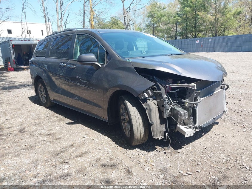2023 Toyota Sienna VIN 5TDJRKEC0PS173131 IAAI salvage auction — FRONT END, Salvage (New Jersey), sold $17,150 on 2026-07-29 (photo 1)