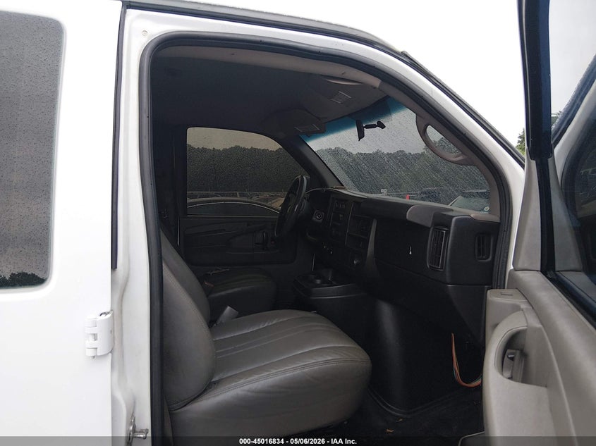 2014 Chevrolet Express VIN 1GCWGGCA1E1183090 IAAI salvage auction — REAR END, Salvage (Alabama), sold $600 on 2026-07-09 (photo 5)