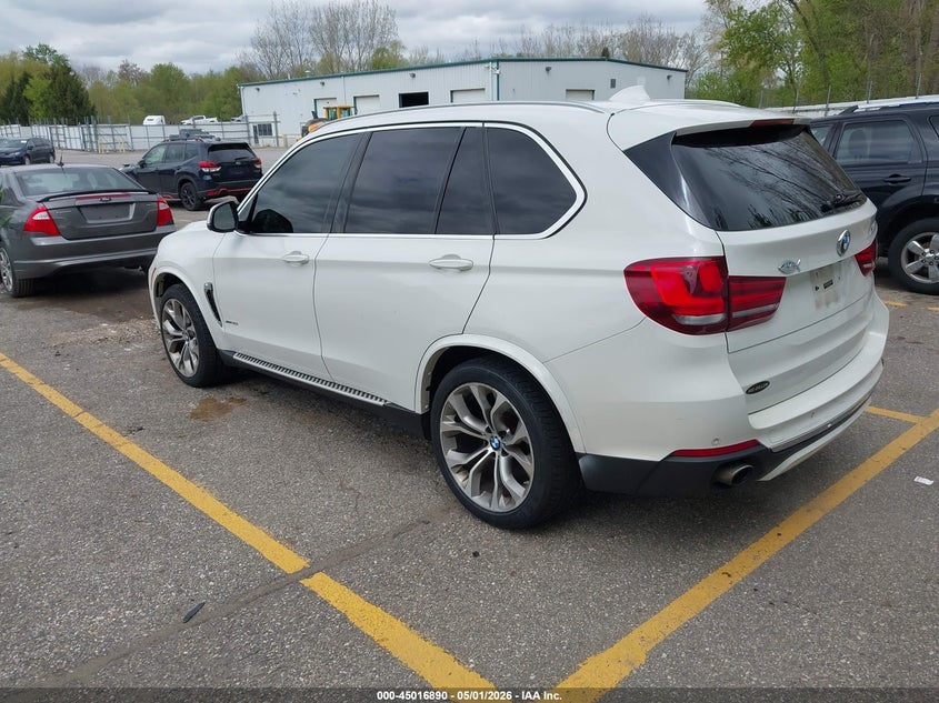 2014 BMW X5 VIN 5UXKR0C51E0H16565 IAAI salvage auction — RIGHT SIDE, Clear (Michigan), sold $1,850 on 2026-07-27 (photo 3)