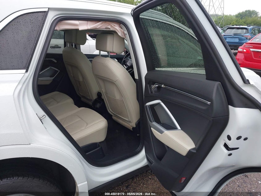2020 Audi Q3 VIN WA1EECF37L1071814 IAAI salvage auction — LEFT SIDE, Salvage (Indiana), sold $7,200 on 2026-07-15 (photo 8)