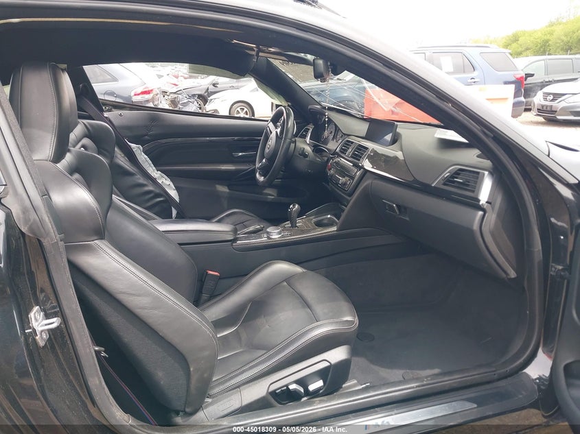 2017 BMW M4 VIN WBS3R9C31HA014064 IAAI salvage auction — LEFT & RIGHT, Salvage (Illinois), sold $10,250 on 2026-07-15 (photo 5)