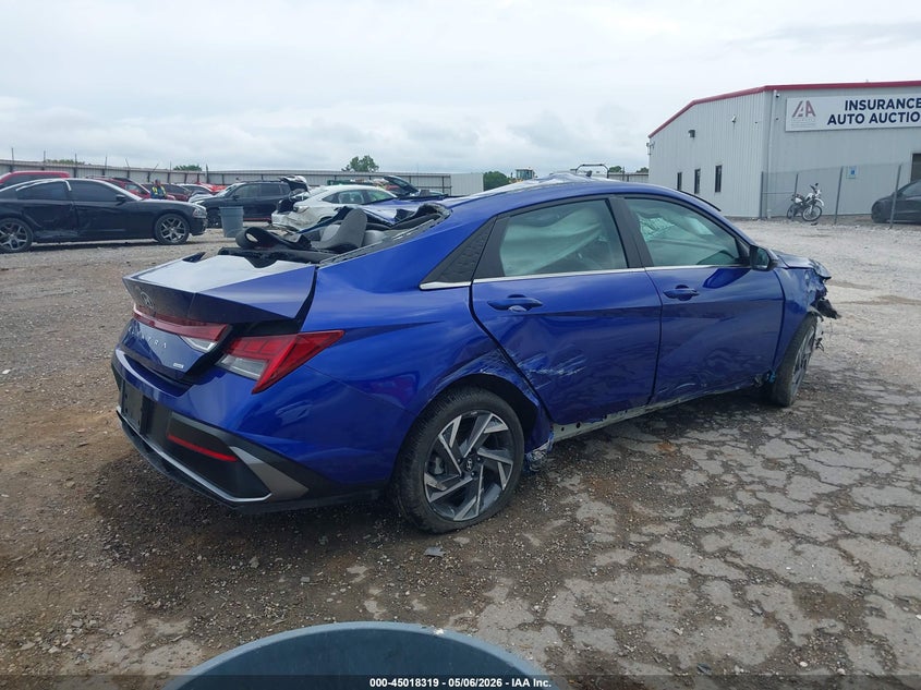 2025 Hyundai Elantra VIN KMHLN4DJ4SU122148 IAAI salvage auction — ROLLOVER, Salvage (Arkansas), sold $1,200 on 2026-08-02 (photo 4)