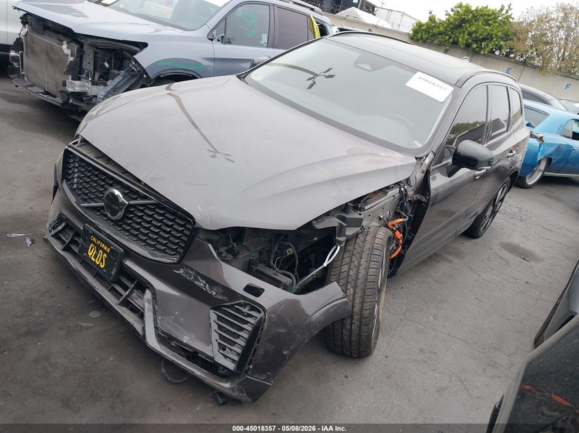 2024 Volvo Xc60 VIN YV4H60DLXR1918669 IAAI salvage auction — LEFT FRONT, Salvage Title, sold $8,300 on 2026-07-22 (photo 2)