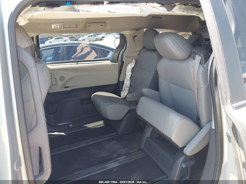 2024 Toyota Sienna VIN 5TDJRKEC7RS224790 IAAI salvage auction — LEFT & RIGHT, Salvage (California), sold $5,200 on 2026-07-15 (photo 8)