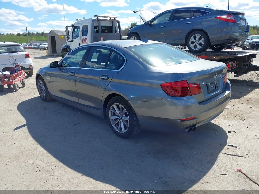 2015 BMW 5er VIN WBA5A7C51FD624407 IAAI salvage auction — SIDE, Salvage (New Hampshire), sold $1,900 on 2026-07-12 (photo 3)