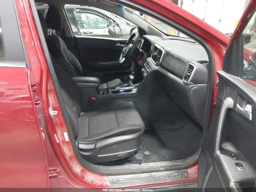 2020 Kia Sportage VIN KNDPMCAC9L7642774 IAAI salvage auction — LEFT SIDE, Salvage (North Dakota), sold $2,950 on 2026-07-30 (photo 5)