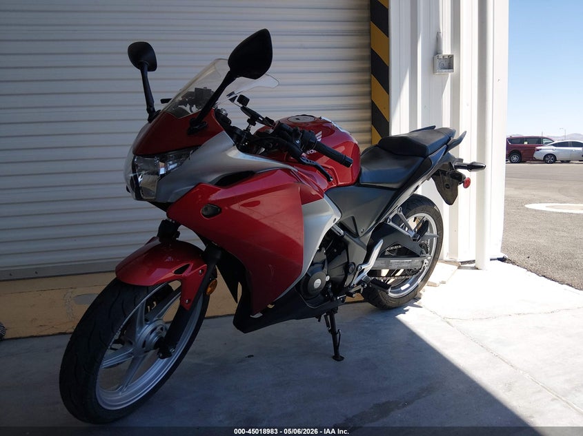 2012 Honda Cbr VIN MLHMC4100C5208401 IAAI salvage auction — NORMAL WEAR, Clear (Nevada), sold $50 on 2026-07-28 (photo 2)