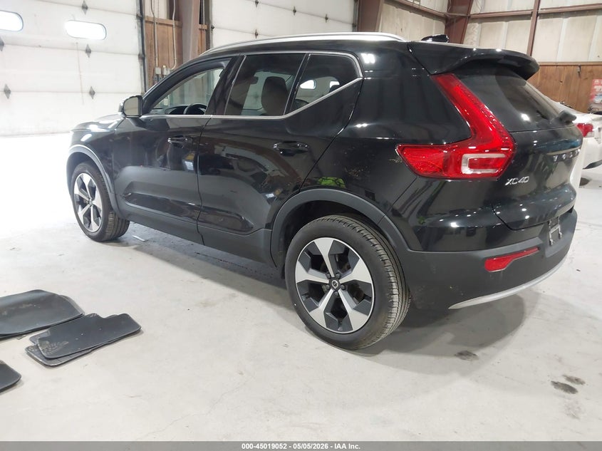 2025 Volvo Xc40 VIN YV4L12UEXS2513465 IAAI salvage auction — RIGHT FRONT, Mv-907A (New York), sold $14,100 on 2026-07-08 (photo 3)