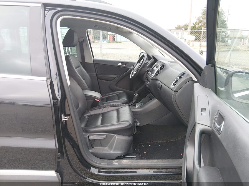 2012 Volkswagen Tiguan VIN WVGBV7AX7CW542188 IAAI salvage auction — FRONT & REAR, Salvage (Oregon), sold $1,000 on 2026-07-06 (photo 5)