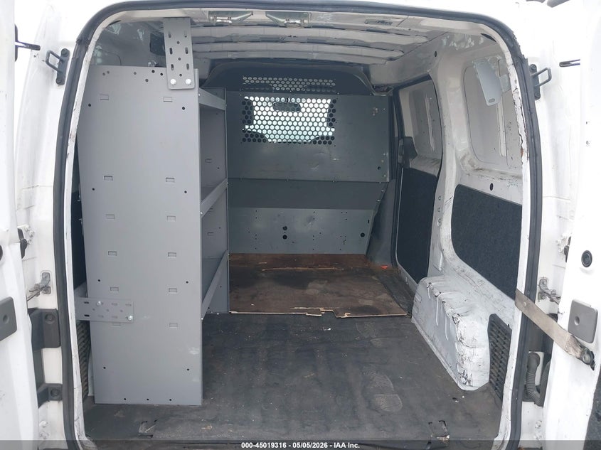 2015 Nissan Nv200 VIN 3N6CM0KN6FK735087 IAAI salvage auction — NORMAL WEAR, Salvage (California), sold $950 on 2026-07-08 (photo 8)