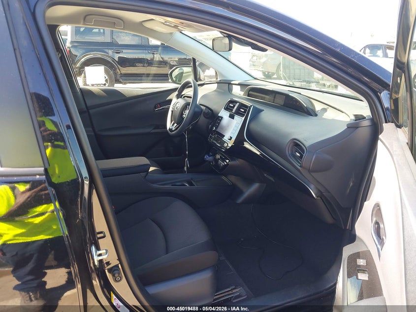 2022 Toyota Prius VIN JTDKAMFU5N3189984 IAAI salvage auction — SIDE, Salvage (California), sold $7,100 on 2026-07-05 (photo 5)