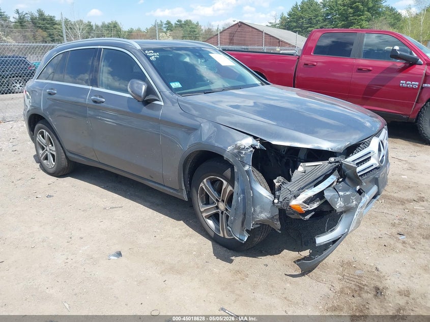 2016 Mercedes-benz Glc VIN WDC0G4KB7GF011743 IAAI salvage auction — RIGHT FRONT, Salvage (Massachusetts), sold $3,750 on 2026-07-17 (photo 1)