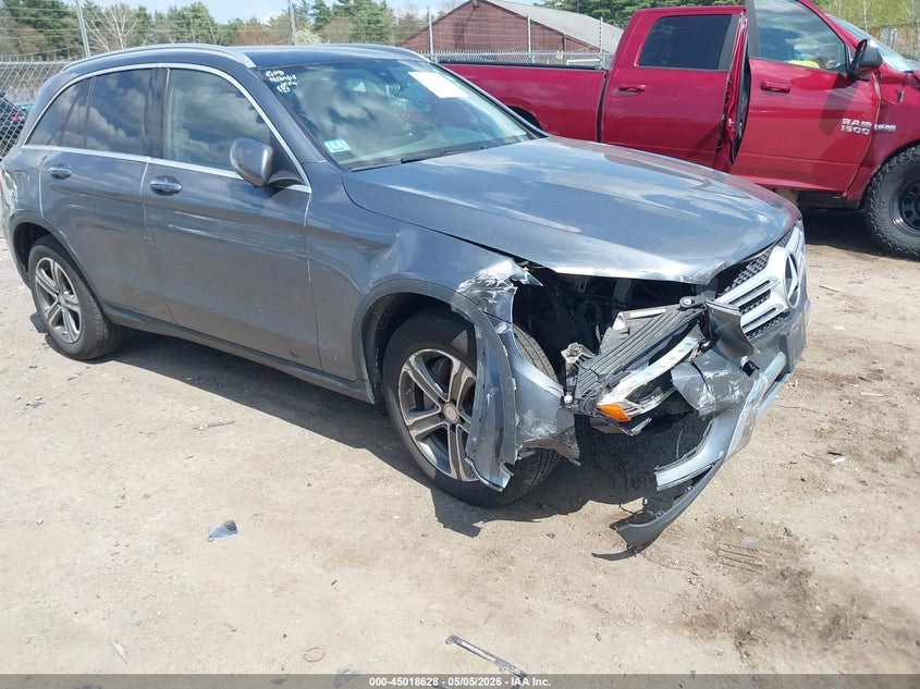 2016 Mercedes-benz Glc VIN WDC0G4KB7GF011743 IAAI salvage auction — RIGHT FRONT, Salvage (Massachusetts), sold $3,750 on 2026-07-17 (photo 6)