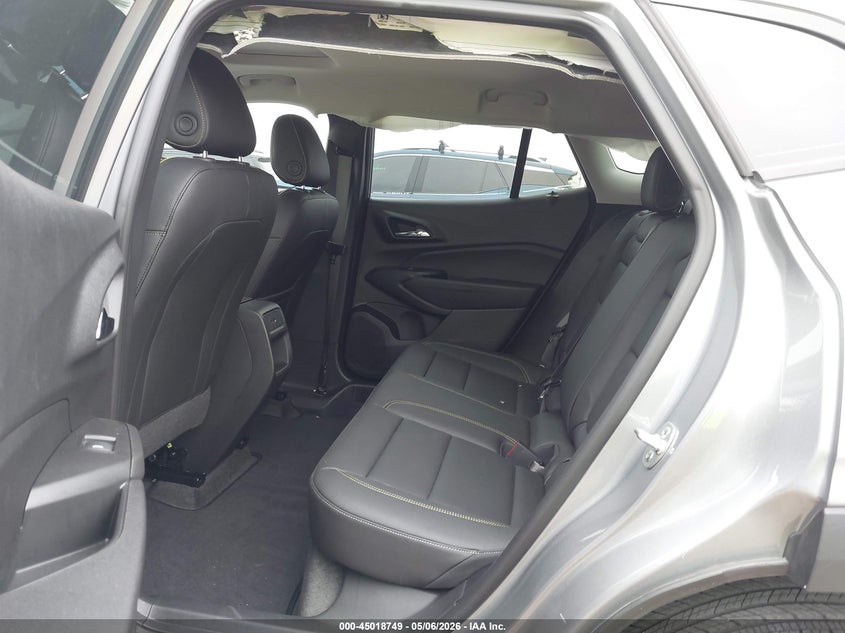 2025 Chevrolet Trax VIN KL77LKEP6SC333129 IAAI salvage auction — RIGHT SIDE, Original (Texas), sold $7,100 on 2026-07-23 (photo 8)