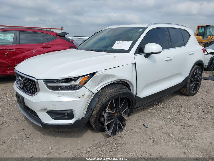 2021 Volvo Xc40 VIN YV4162UL3M2569659 IAAI salvage auction — LEFT FRONT, Original (Texas), sold $8,300 on 2026-07-28 (photo 2)