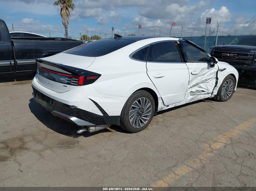 2024 Hyundai Sonata hybrid VIN KMHL54JJ6RA093624 IAAI salvage auction — SIDE, Salvage (California), sold $6,000 on 2026-07-22 (photo 4)