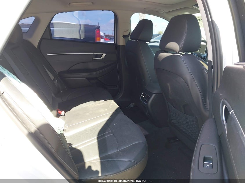 2024 Hyundai Sonata hybrid VIN KMHL54JJ6RA093624 IAAI salvage auction — SIDE, Salvage (California), sold $6,000 on 2026-07-22 (photo 8)