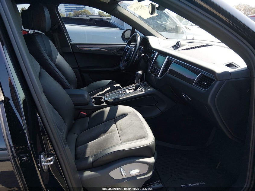 2015 Porsche Macan VIN WP1AB2A59FLB72733 IAAI salvage auction — NORMAL WEAR, Clear-Dealer Only (Montana), sold $7,650 on 2026-07-30 (photo 5)