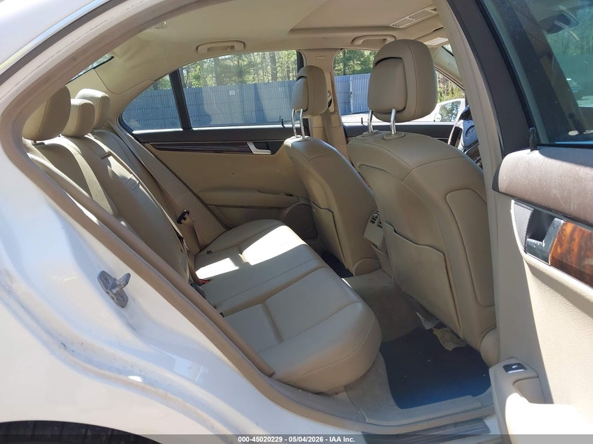 2013 Mercedes-benz C-klasse VIN WDDGF8ABXDR286605 IAAI salvage auction — FRONT END, Salvage (New Jersey), sold $1,400 on 2026-07-13 (photo 8)