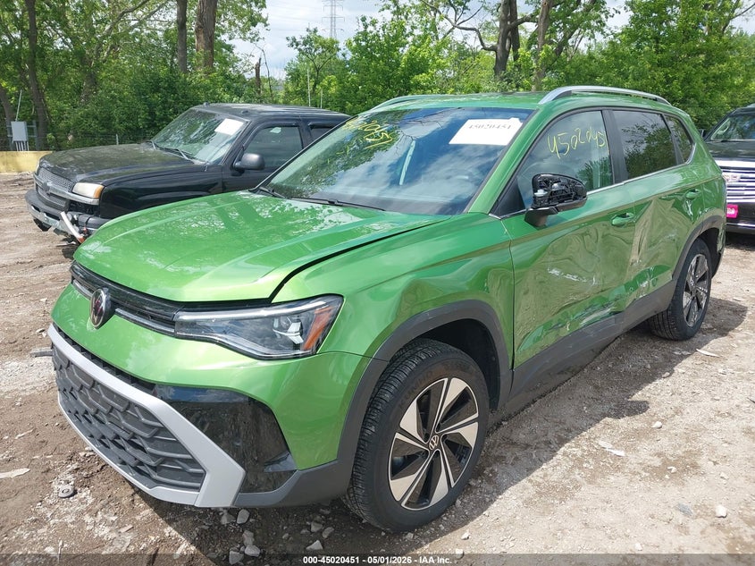 2025 Volkswagen Taos VIN 3VVVC7B20SM034543 IAAI salvage auction — FRONT & REAR, Salvage (Indiana), sold $10,000 on 2026-07-29 (photo 6)
