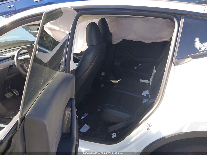2023 Tesla Model y VIN 7SAYGDEE9PA034752 IAAI salvage auction — LEFT & RIGHT, Salvage Certificate (California), sold $7,100 on 2026-07-10 (photo 8)