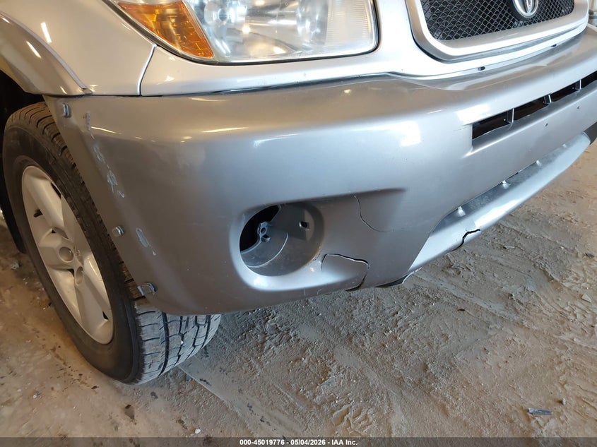2005 Toyota Rav 4 VIN JTEHD20V556030867 IAAI salvage auction — FRONT END, Clear (Michigan), sold $975 on 2026-07-14 (photo 6)