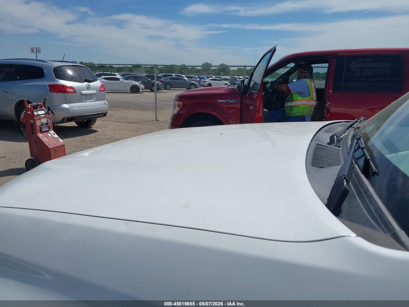 2019 Toyota 4runner VIN JTEBU5JR9K5664077 IAAI salvage auction — STORM DAMAGE, Original (Texas), sold $15,000 on 2026-07-14 (photo 6)