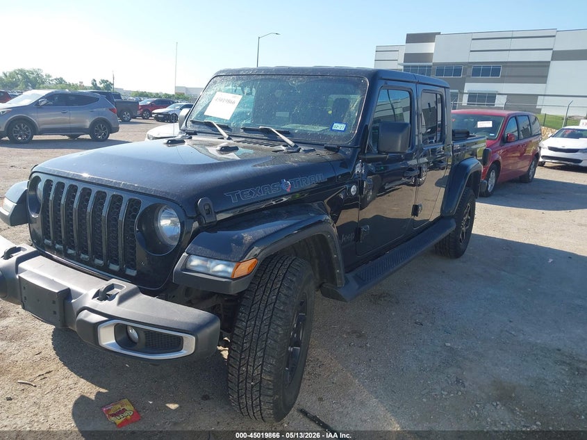 2021 Jeep Gladiator VIN 1C6HJTAG8ML618241 IAAI salvage auction — WATER/FLOOD, Salvage (Texas), sold $8,600 on 2026-07-28 (photo 2)