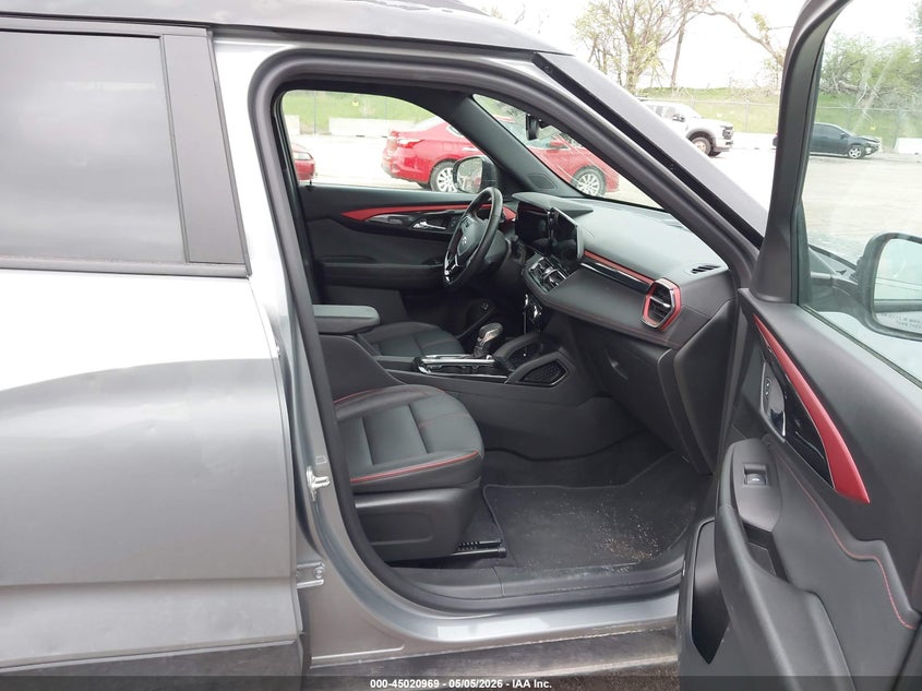 2025 Chevrolet Trailblazer VIN KL79MUSL4SB002977 IAAI salvage auction — HAIL, Salvage (Nebraska), sold $10,300 on 2026-07-16 (photo 5)