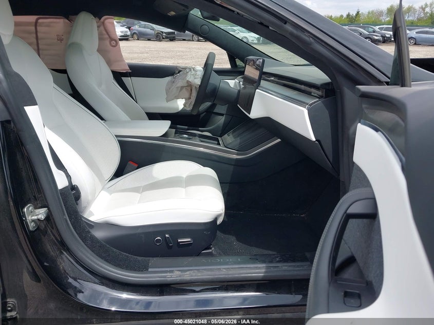 2022 Tesla Model s VIN 5YJSA1E60NF468523 IAAI salvage auction — LEFT SIDE, Salvage (Illinois), sold $13,200 on 2026-07-15 (photo 5)