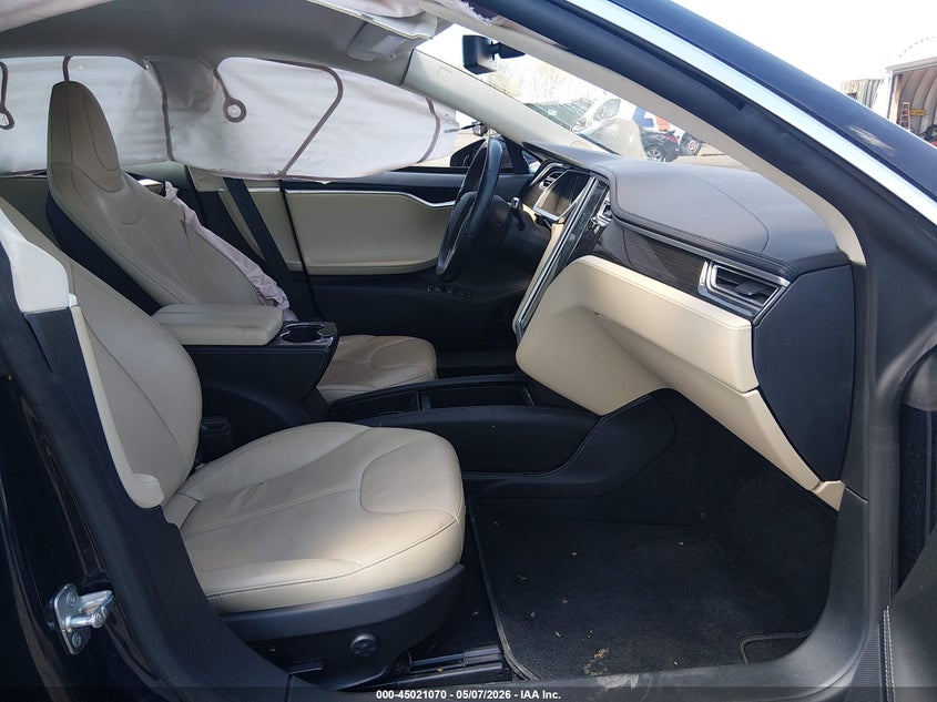 2014 Tesla Model s VIN 5YJSA1H10EFP34798 IAAI salvage auction — LEFT SIDE, Salvage (Idaho), sold $2,050 on 2026-07-11 (photo 5)