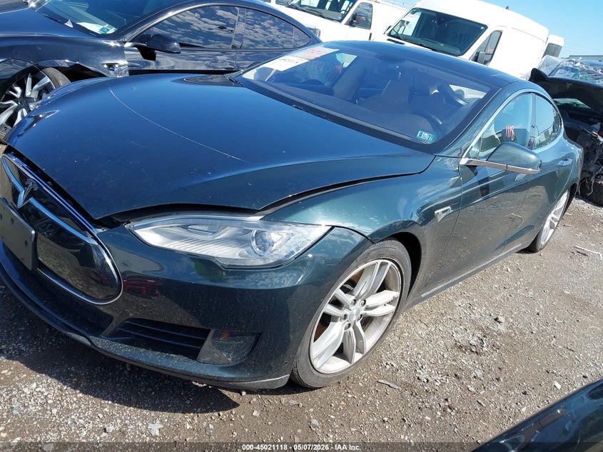 2013 Tesla Model s VIN 5YJSA1CN5DFP03457 IAAI salvage auction — ELECTRICAL, Salvage (Pennsylvania), sold $500 on 2026-07-22 (photo 2)