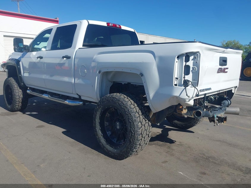 2019 Gmc SIERRA VIN 1GT42TCY3KF120339 IAAI salvage auction — REAR END, Salvage Title, sold $11,100 on 2026-07-30 (photo 3)