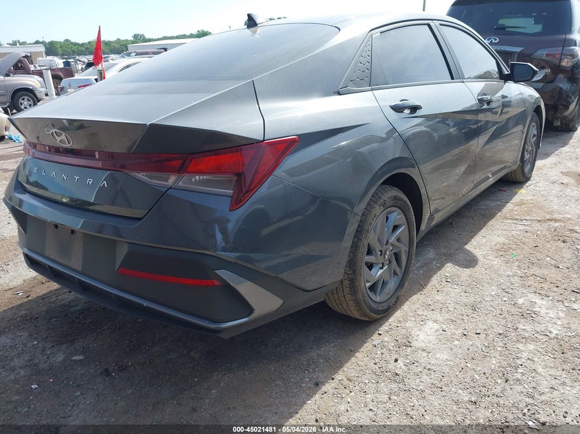 2024 Hyundai Elantra VIN KMHLM4DG2RU789706 IAAI salvage auction — LEFT SIDE, Clear (Oklahoma), sold $7,500 on 2026-07-06 (photo 4)