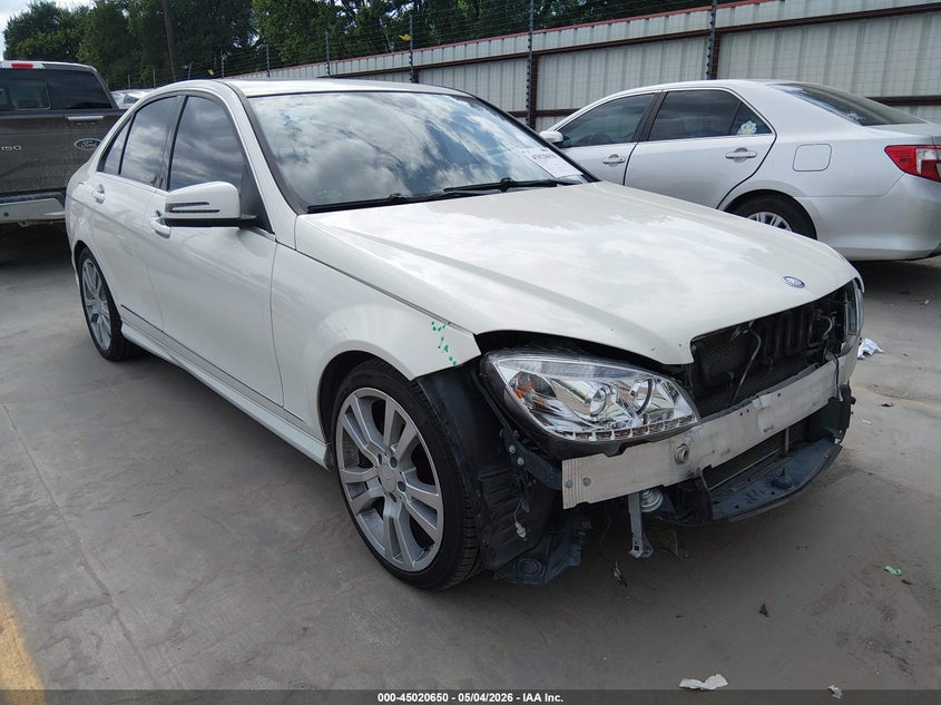 2011 Mercedes-benz C class VIN WDDGF5EB5BF650761 IAAI salvage auction — FRONT END, Original (Texas), sold $1,125 on 2026-07-07 (photo 1)