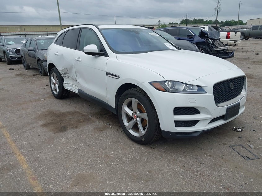 2017 Jaguar F-pace VIN SADCJ2BN7HA494396 IAAI salvage auction — RIGHT SIDE, Original (Texas), sold $4,550 on 2026-07-22 (photo 1)