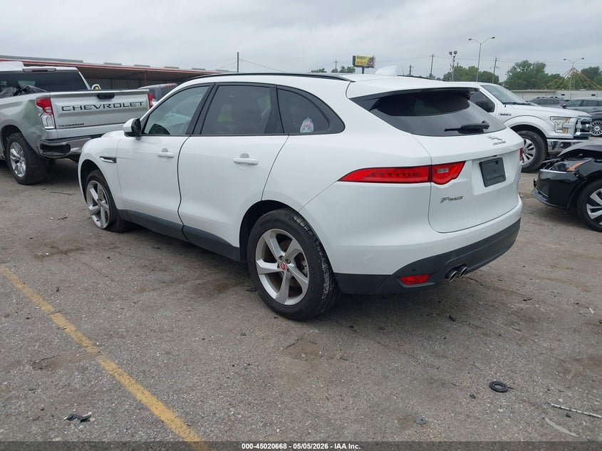 2017 Jaguar F-pace VIN SADCJ2BN7HA494396 IAAI salvage auction — RIGHT SIDE, Original (Texas), sold $4,550 on 2026-07-22 (photo 3)