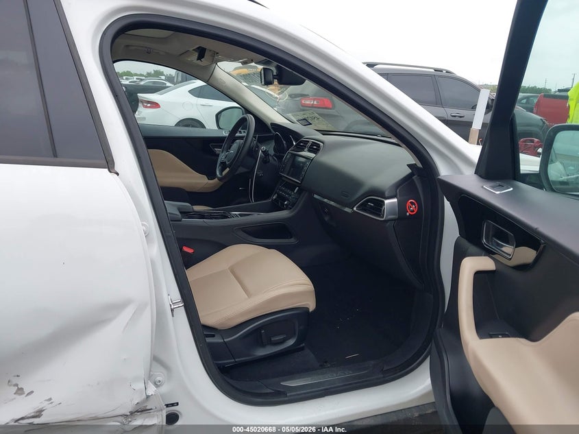2017 Jaguar F-pace VIN SADCJ2BN7HA494396 IAAI salvage auction — RIGHT SIDE, Original (Texas), sold $4,550 on 2026-07-22 (photo 5)
