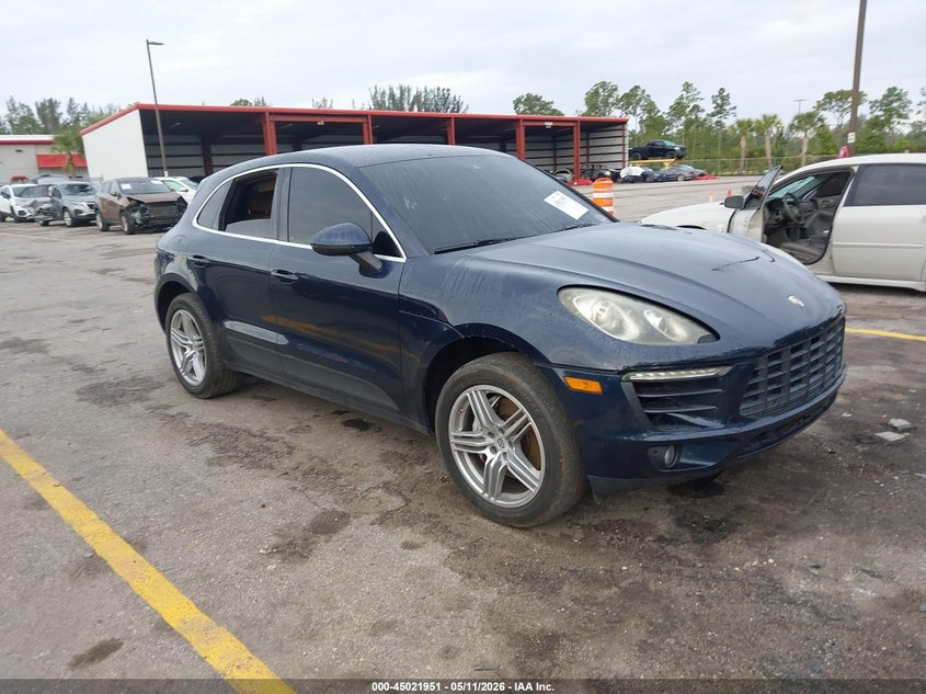 2017 Porsche Macan VIN WP1AB2A59HLB15435 IAAI salvage auction — UNDERCARRIAGE, Rebuildable (Florida), sold $2,350 on 2026-07-06 (photo 1)