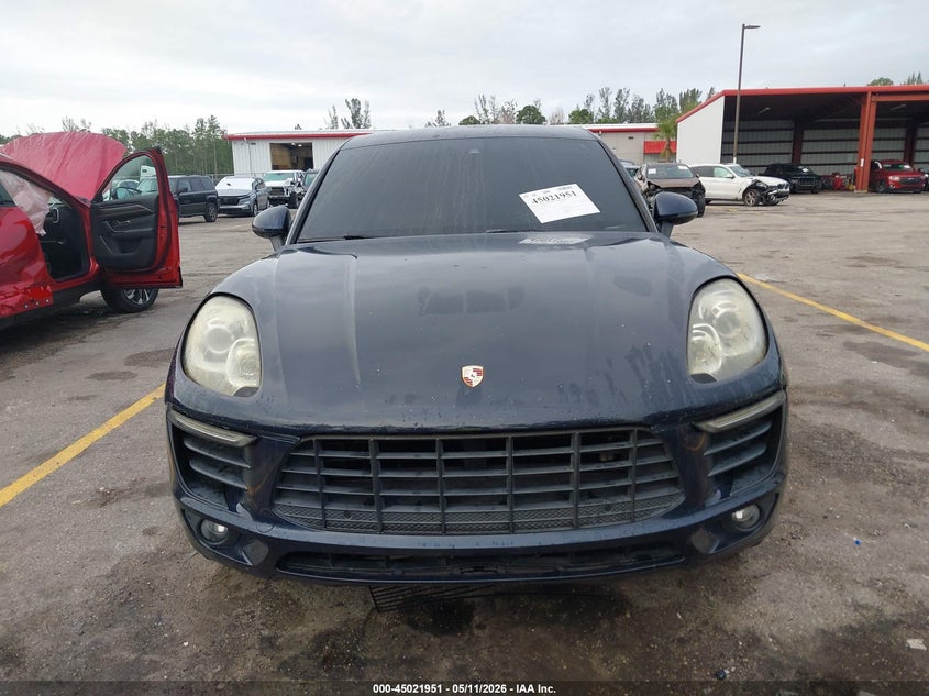 2017 Porsche Macan VIN WP1AB2A59HLB15435 IAAI salvage auction — UNDERCARRIAGE, Rebuildable (Florida), sold $2,350 on 2026-07-06 (photo 6)