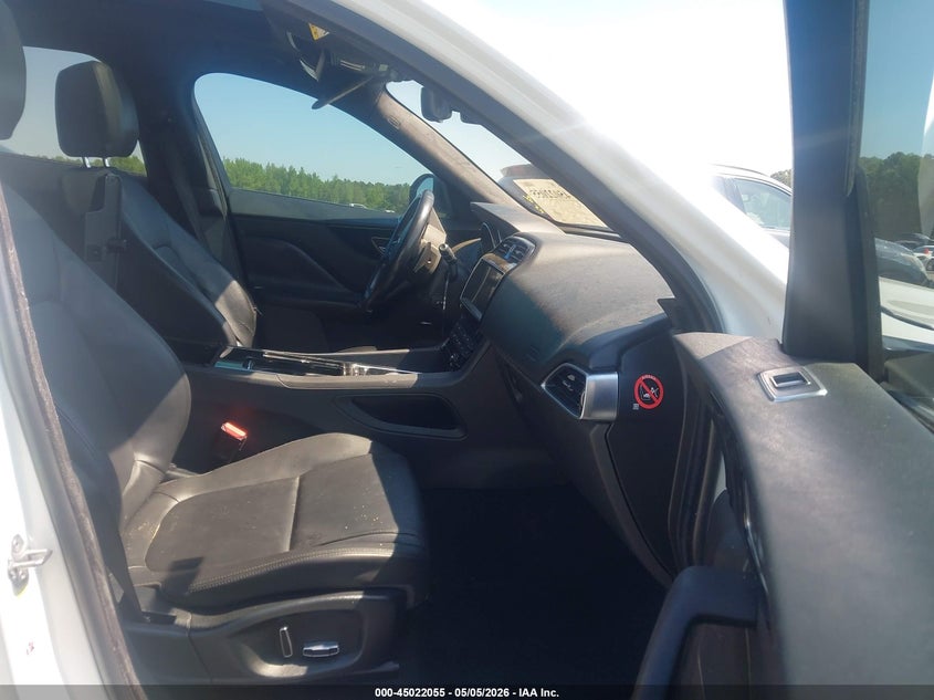 2019 Jaguar F-pace VIN SADCJ2FX5KA359761 IAAI salvage auction — RIGHT FRONT, Salvage (North Carolina), sold $2,700 on 2026-07-08 (photo 5)
