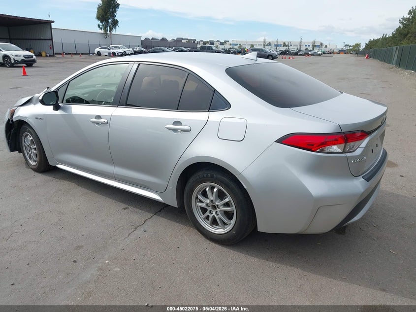 2021 Toyota Corolla VIN JTDEAMDE7MJ015675 IAAI salvage auction — RIGHT FRONT, Salvage (California), sold $1,650 on 2026-07-29 (photo 3)