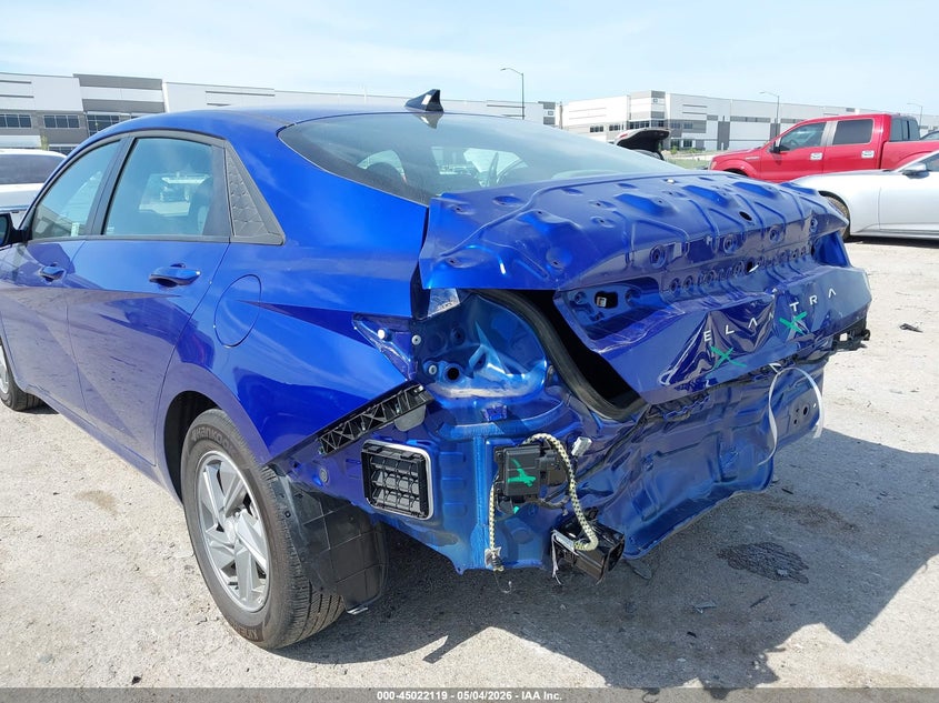 2025 Hyundai Elantra VIN KMHLL4DG7SU002872 IAAI salvage auction — REAR END, Original (Texas), sold $4,400 on 2026-07-10 (photo 6)
