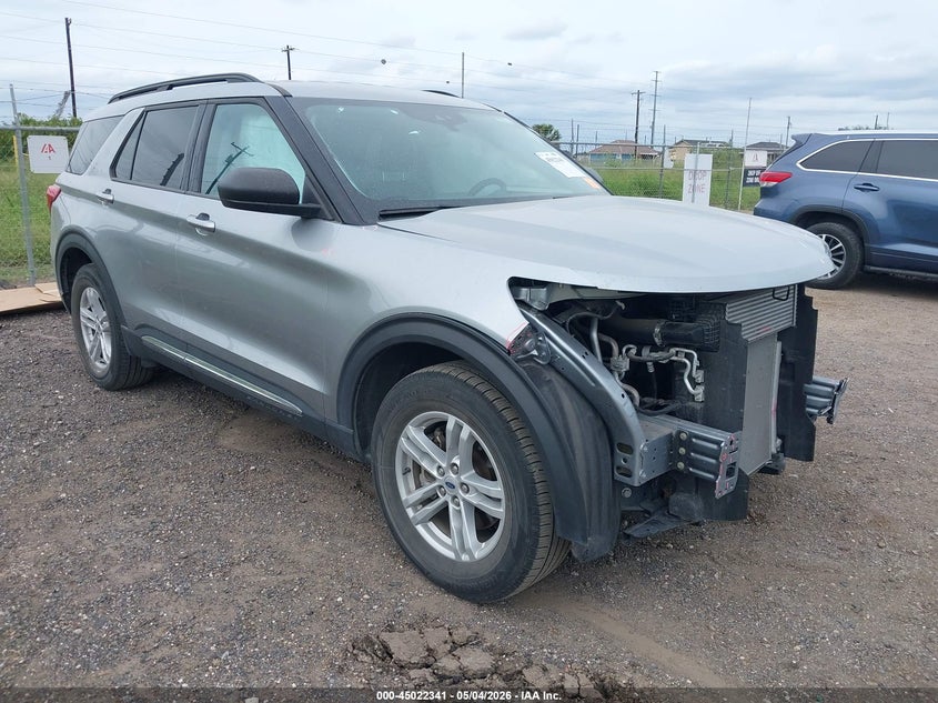 2024 Ford Explorer VIN 1FMSK7DH6RGA87902 — IAAI salvage auction photo